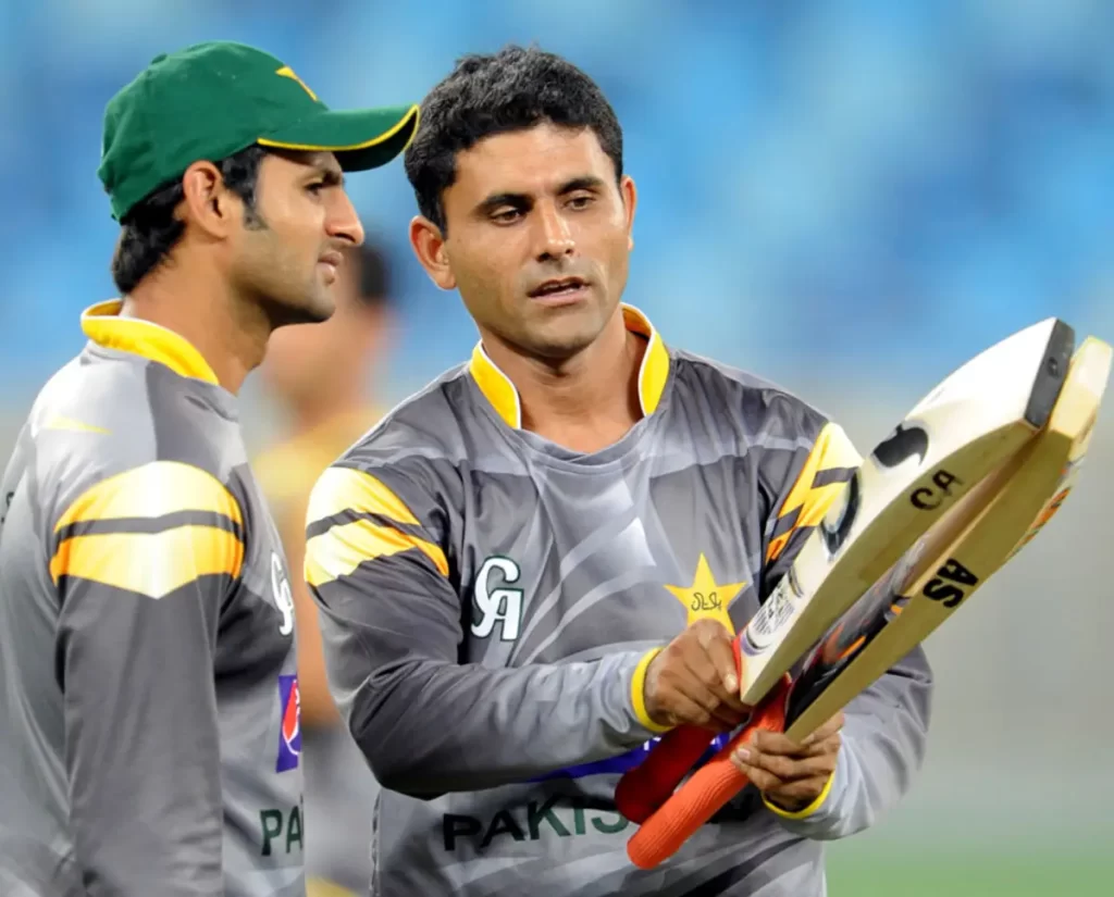 Abdul Razzaq criticizes India over the CWC Pitch