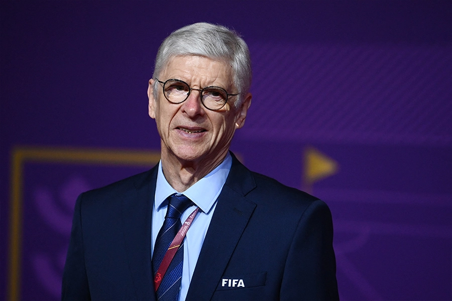 Wenger Calls Out Media Favoring Messi Over CR7