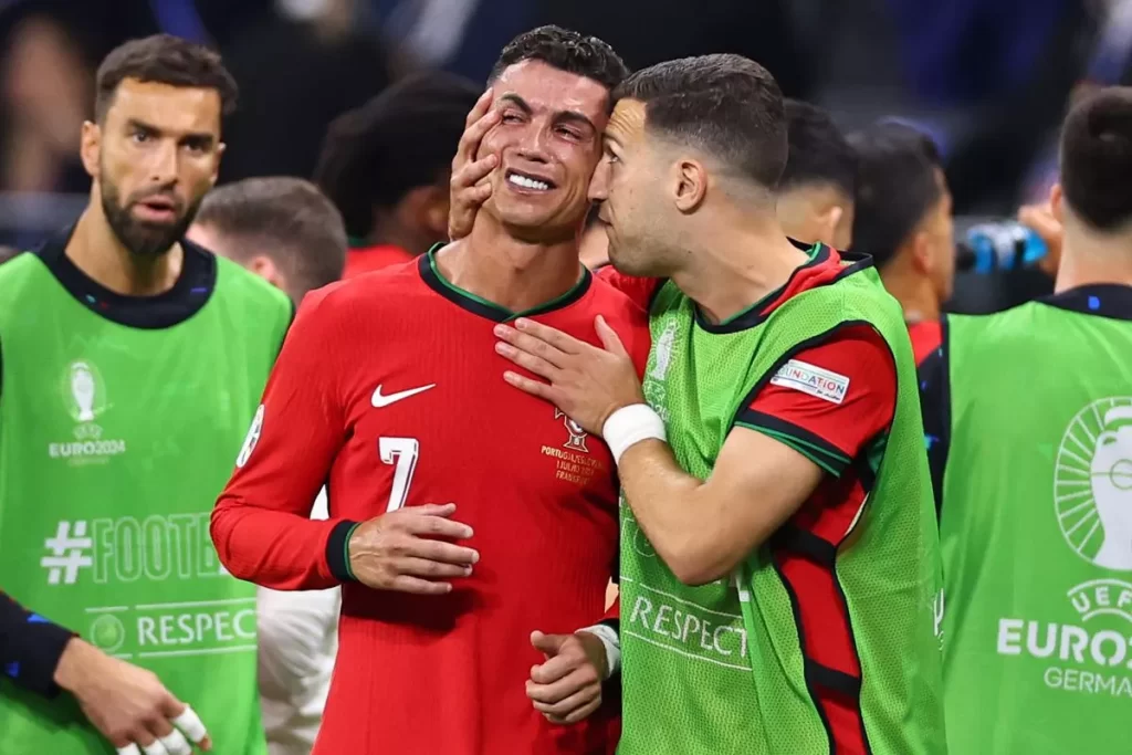 Roberto Martinez Hails Ronaldo for Resilience