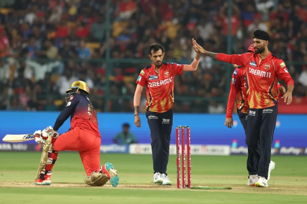 Fans troll RCB on Twitter