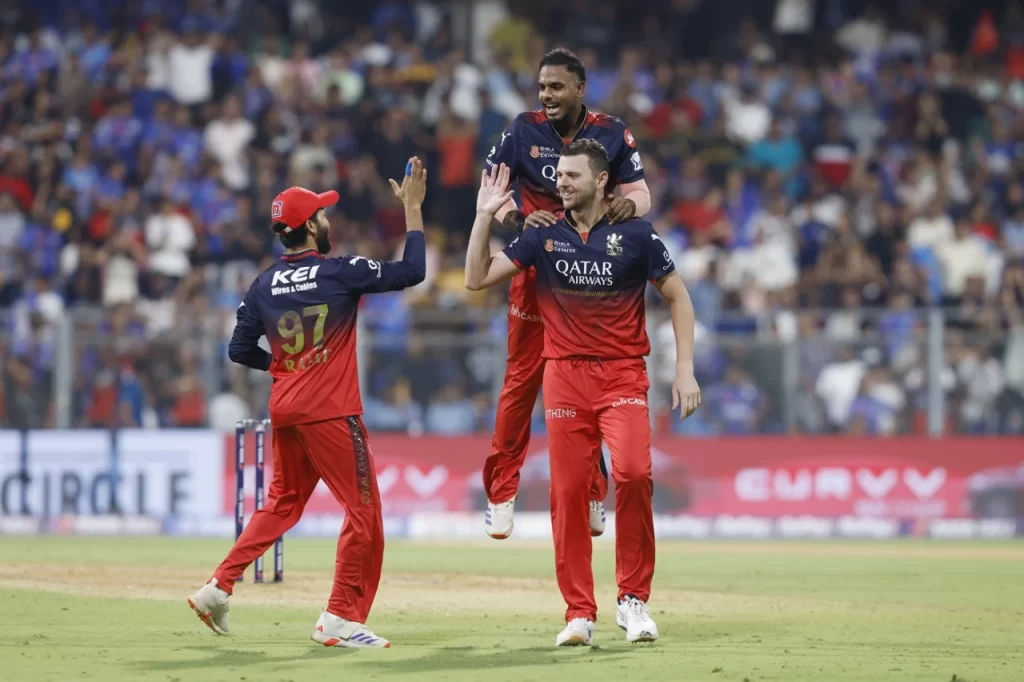 Twitter reactions to RCB vs MI last-over thriller