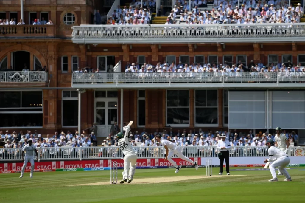 Highest Successful Chase At Lords