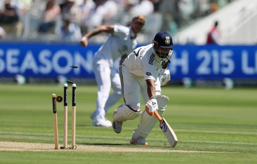 Rishabh Pant Gets Run Out
