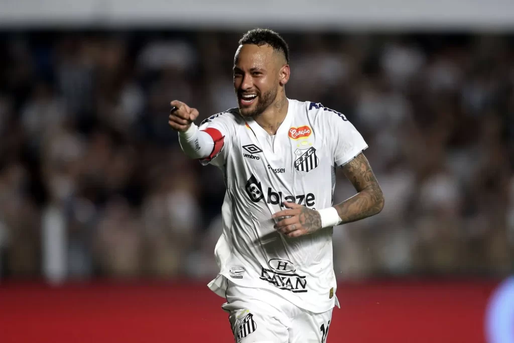 Neymar Scores Two Brilliant Goals for Santos
