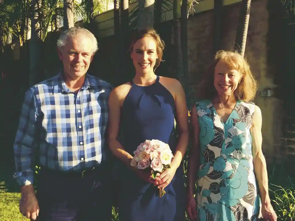 Ellyse Perry’s Parents: A Look at her Family and Upbringing Ellyse Perry Parents