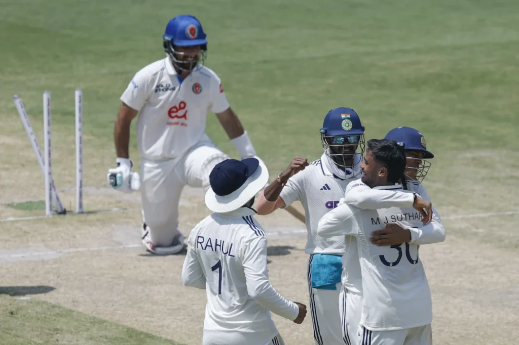 Manav Suthar celebrates a wicket in IND vs AFG Test match