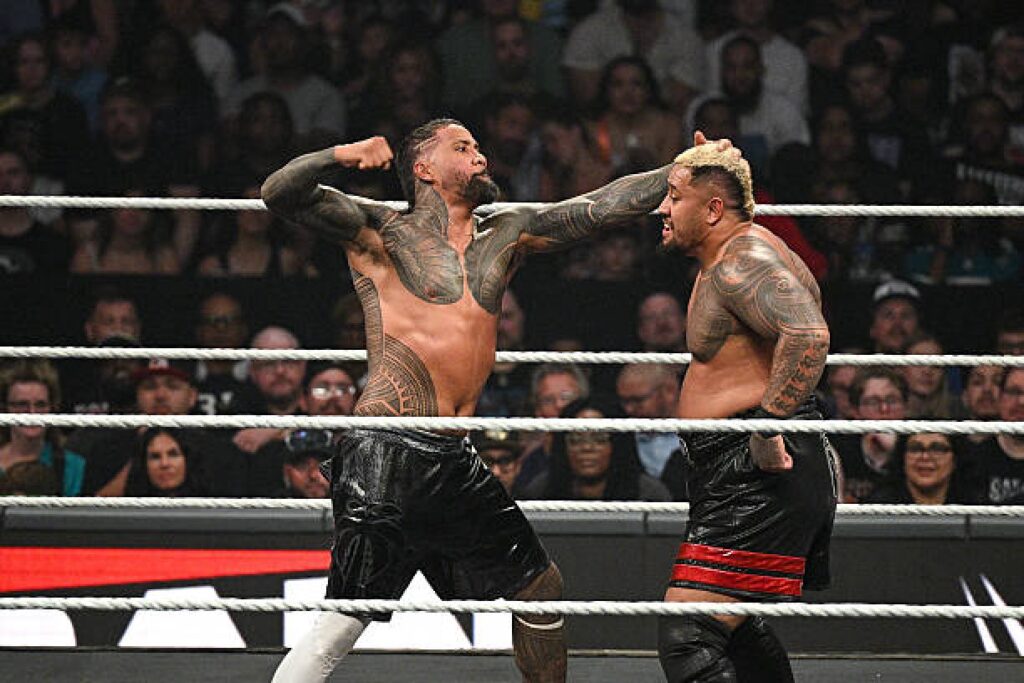 WWE Raw Highlights: Jey Uso Beats Solo Sikoa, Penta Advances and Liv Morgan Attacks Becky Lynch WWE Raw Highlights: Jey Uso in action against Solo Sikoa
