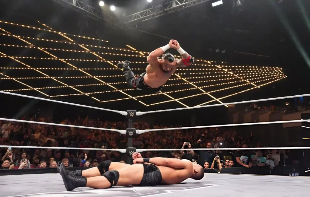 WWE NXT Highlights: Mike Santana in action against Dion Lennox
