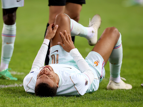 Zinedine Zidane Confirms Kylian Mbappé Suffered Knee Hyperextension and Will Miss France Games Kylian Mbappé