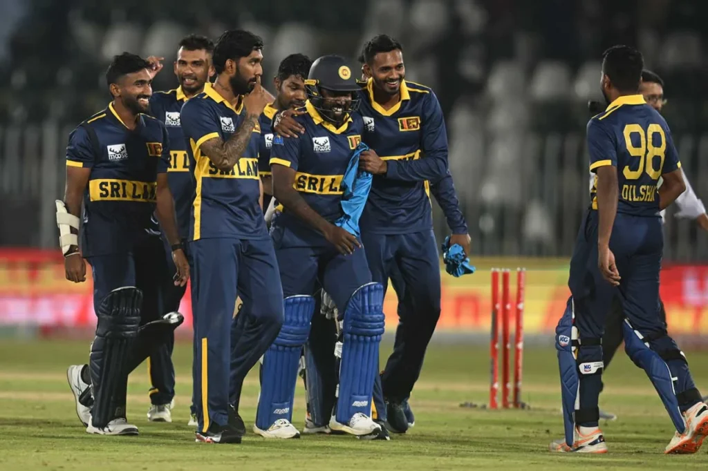 SL vs ENG Tri-Series: “ODI Cricket You Beauty,” Fans Left Stunned As Sri Lanka Chase Down 430 In Sri Lanka vs England ODI SL vs ENG